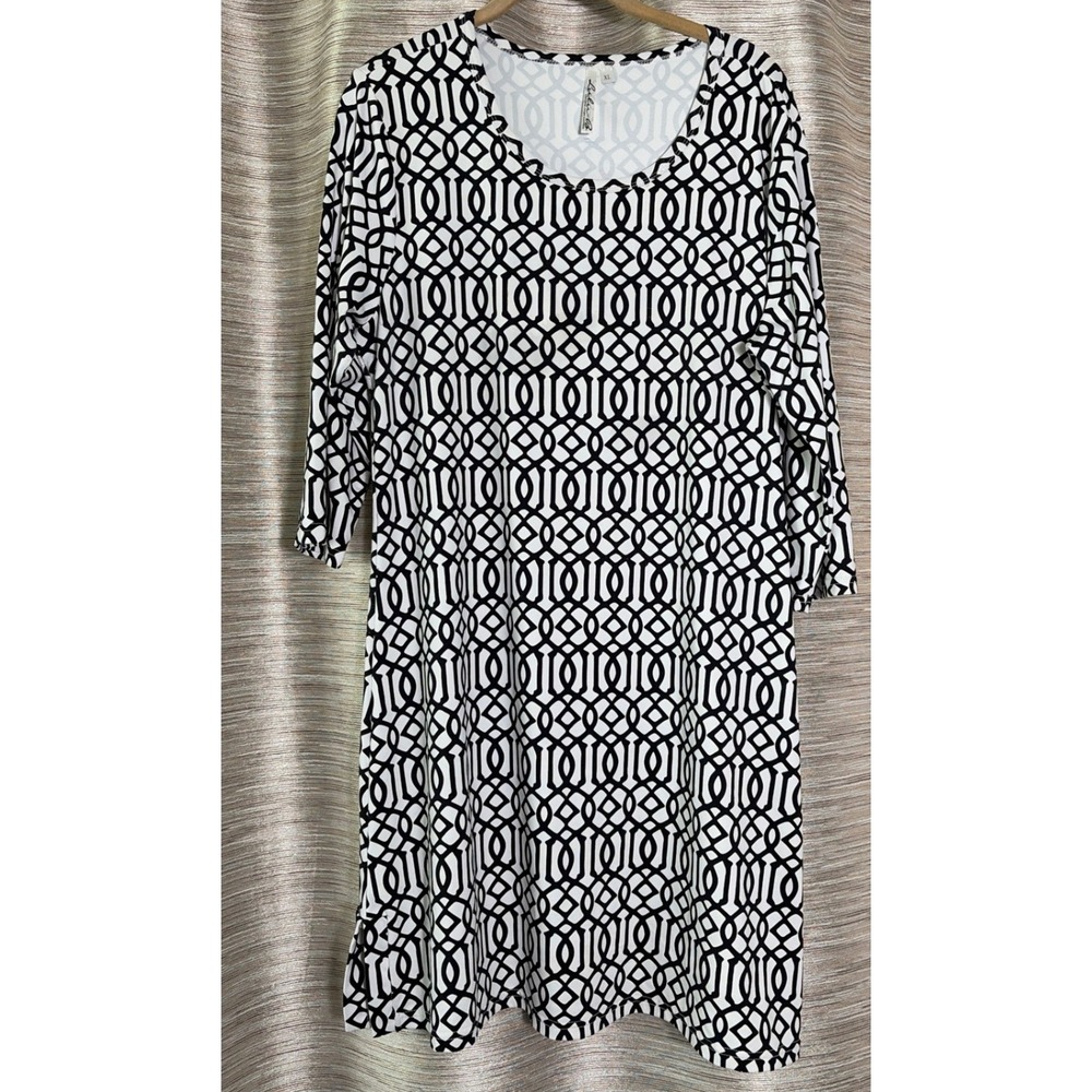 Lulu-B Womens XL Black White Geometric Lattice 3/4 Sleeve Shift Dress 4423